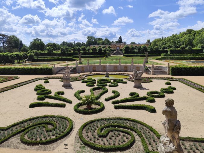 Zámok Dobříš patrí k najkrajším rokokovým pamiatkam v Česku