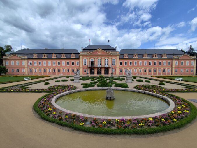 Zámok Dobříš patrí k najkrajším rokokovým pamiatkam v Česku
