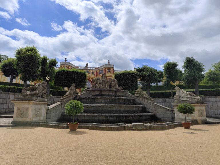 Fontána Napájení Héliových koní od F.I. Platzera.