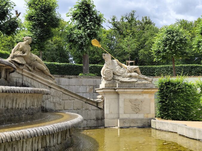 Fontána Napájení Héliových koní od F.I. Platzera.