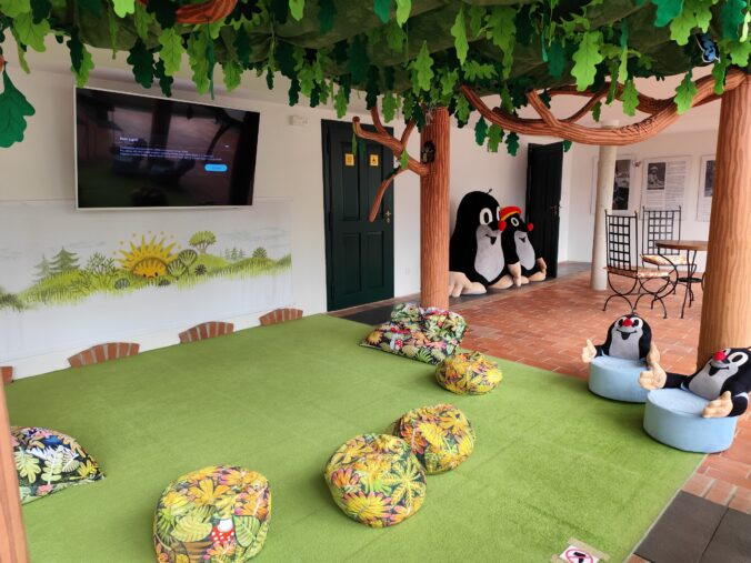 V Galérii Zdeňka a Emilie Milerových sa deti stretnú so známym krtkom.