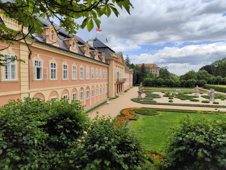 V Galérii Zdeňka a Emilie Milerových sa deti stretnú so známym krtkom.