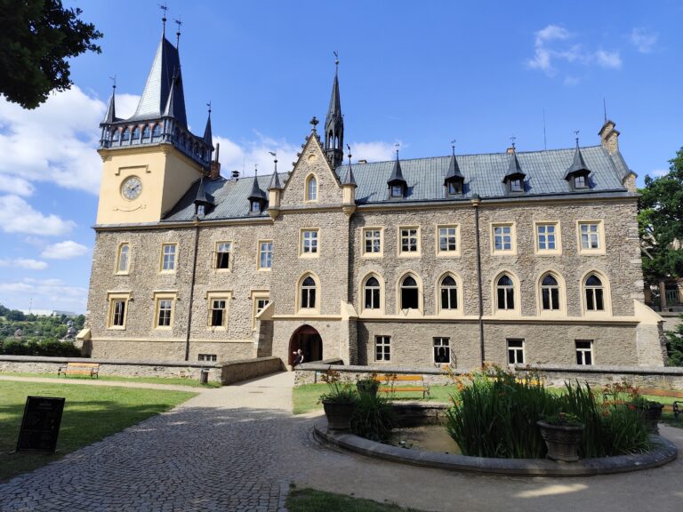 Romantický Zámok Zruč nad Sázavou