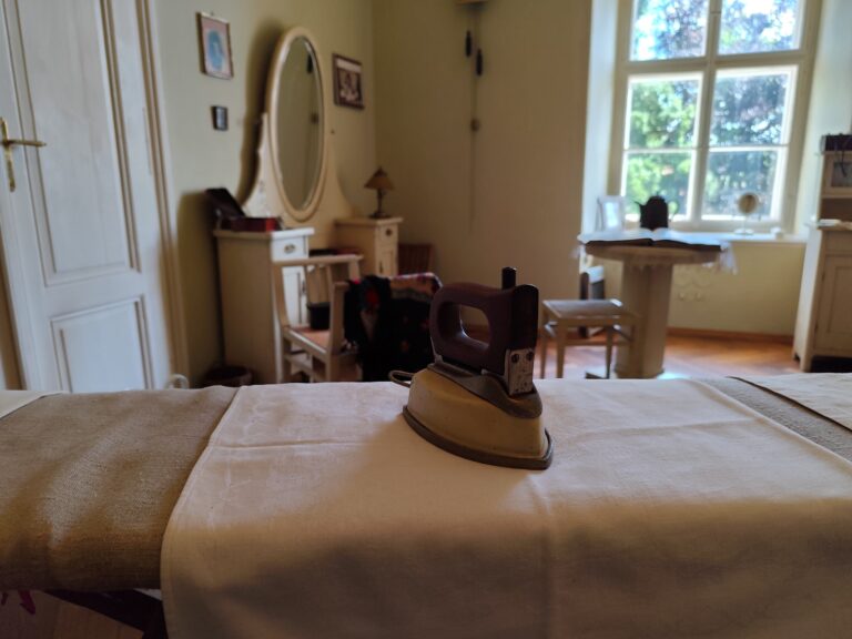 Zámok Zruč nad Sázavou.