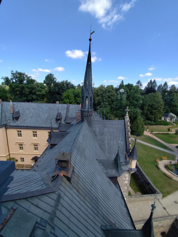 Výhľad zo zámockej veže.