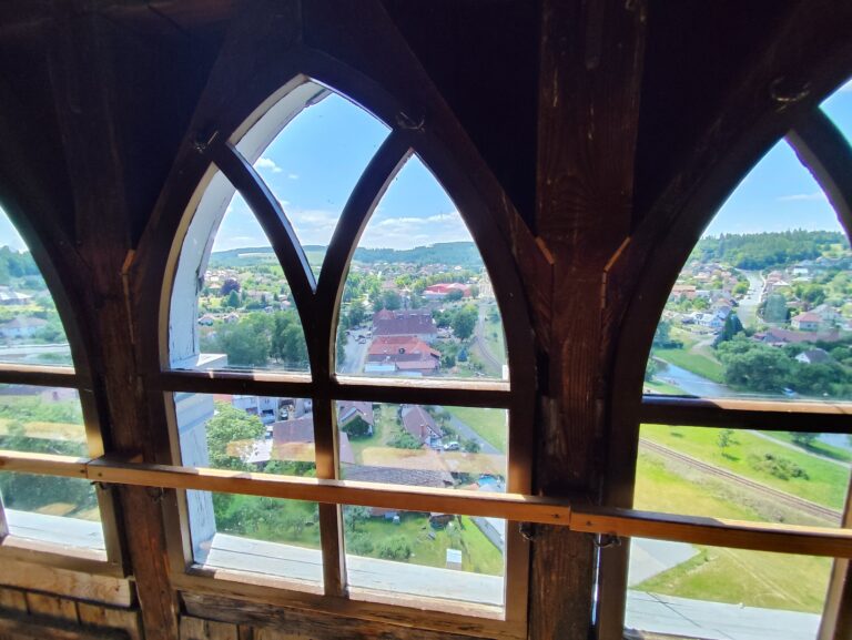 Výhľad zo zámockej veže.