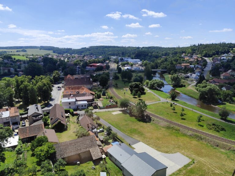 Výhľad zo zámockej veže.