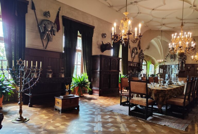 Rytiersky sál alebo Veľká jedáleň.