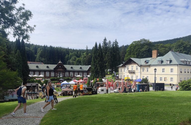 Posledný Pojez fest sa konal v krásnom prostredí obce Karlova Studánka.