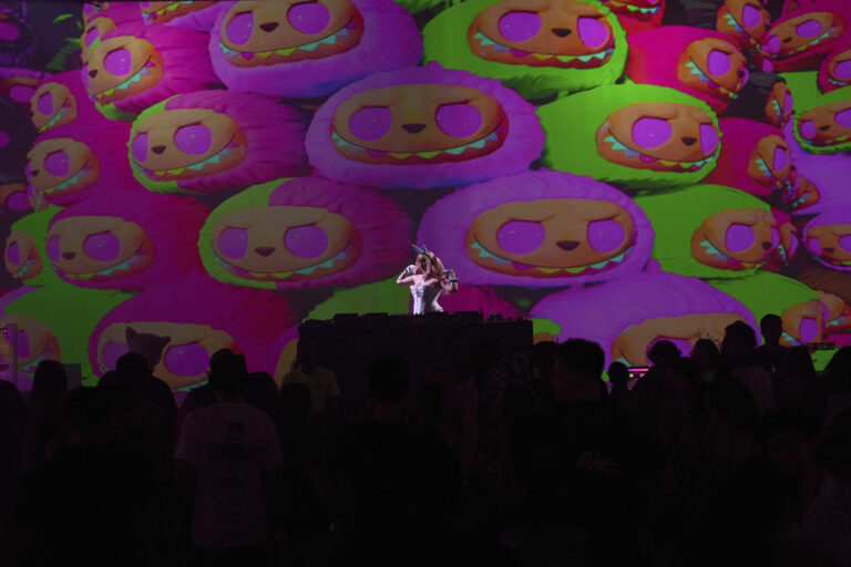 Labubu Melissa Brooks párty