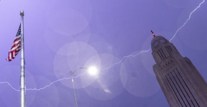 Kapitol v Nebraske blesk budova