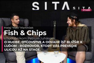 Peter Juhás v rozhovore s Matejom Martinčekom v Štúdiu SITA počas nahrávania video podcast Fish & Chips