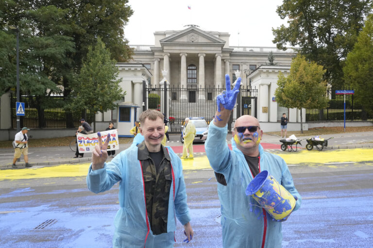 farby ľudia gesto Ukrajina