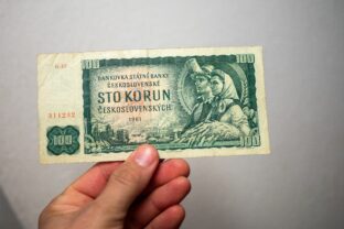 stará československá bankovka
