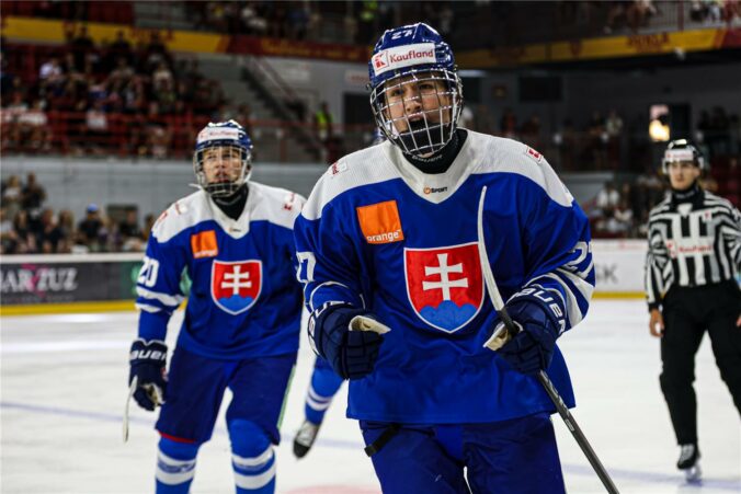 Osemnástka trénera Štolca už trénuje, v auguste ju čaká prestížny Hlinka Gretzky Cup v Kanade