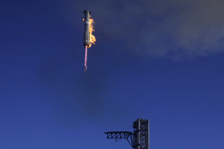 Starbase SpaceX Starship raketa rampa