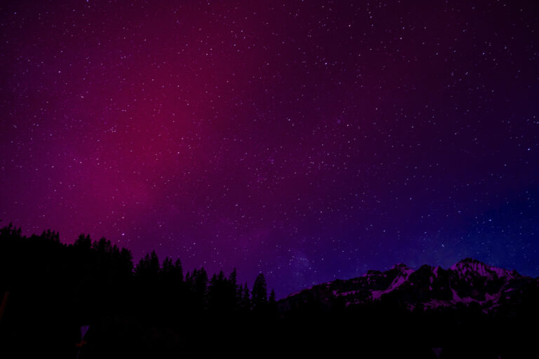 hory krajina aurora borealis polárna žiara