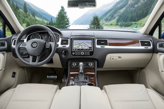 Volkswagen touareg ii_08.jpg