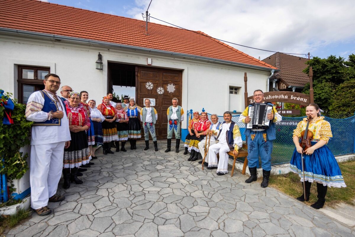 Jesenné výlety z Piešťan: Zámok, čipka aj hviezdy – teraz aj s vlastnou dopravou