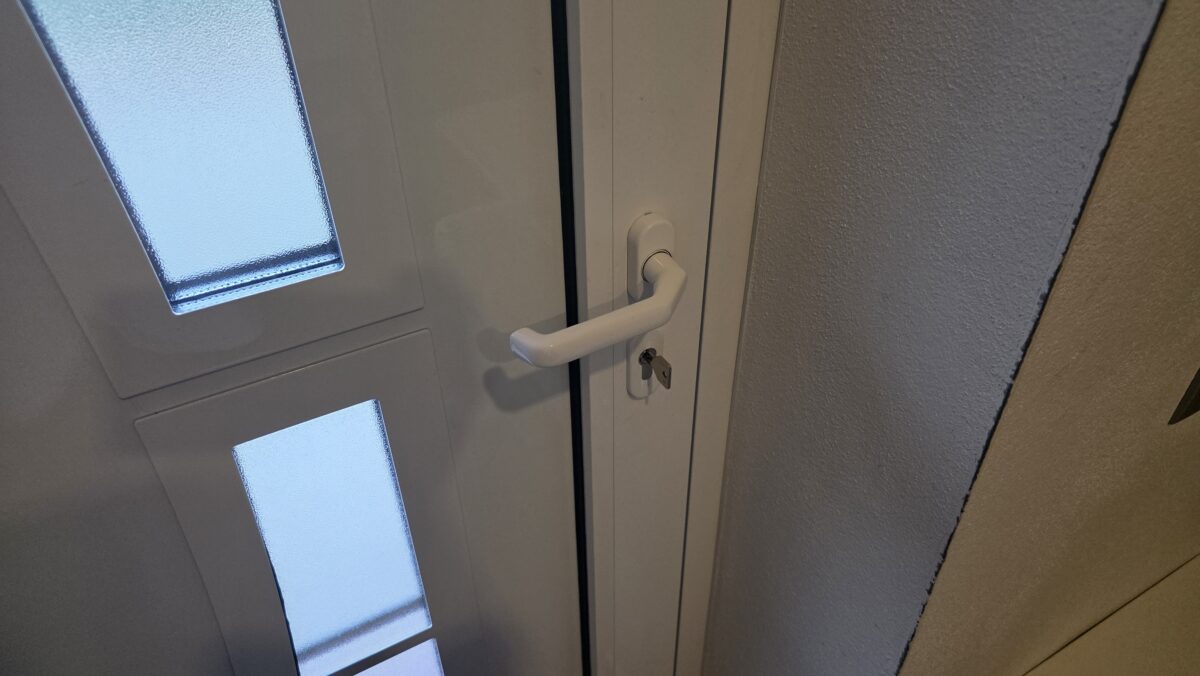 Ako otvoriť zámok bez kľúča