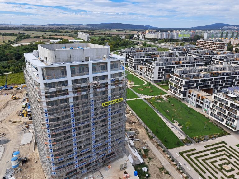 Slnečnice Nad mestom - výhľad z veže M1