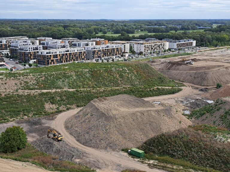 Slnečnice Nad mestom - výhľad z veže M1