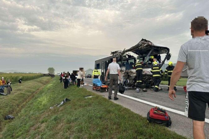 Nehoda, autobus