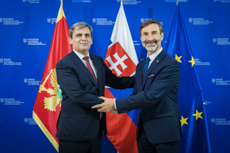 Ervin Ibrahimovič Juraj Blanár vlajky