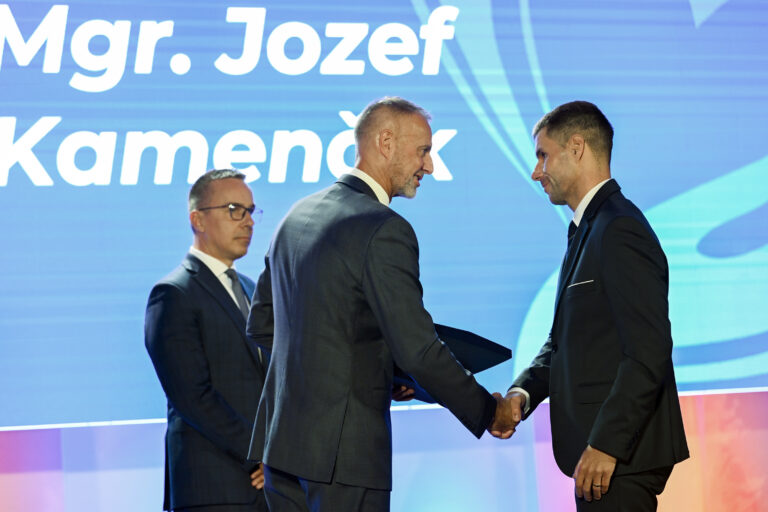 Erik Tomáš ocenenie Jozef Kamenčík Richard Raši