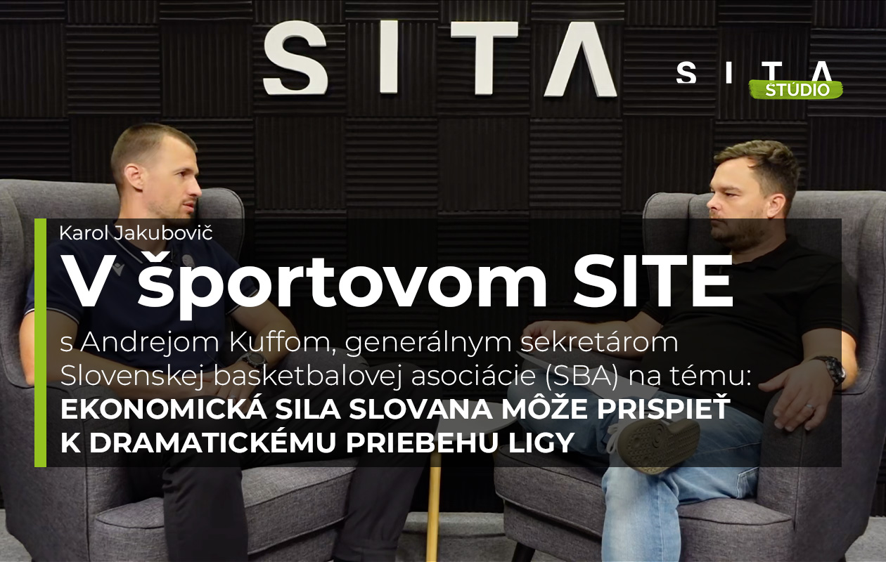 Andrej Kuffa, generálny sekretár Slovenskej basketbalovej asociácie v rozhovore s Karolom Jakubovičom pri natáčaní video podcastu V športovom site v Štúdiu SITA
