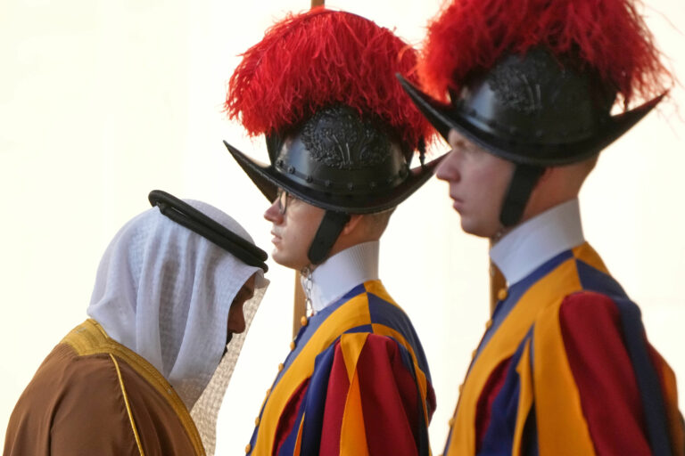 vatikánska Švajčiarska garda delegácia