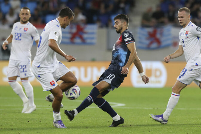 Futbal: Luxembursko – Slovensko / kvalifikácia o postup na MS vo futbale 2026