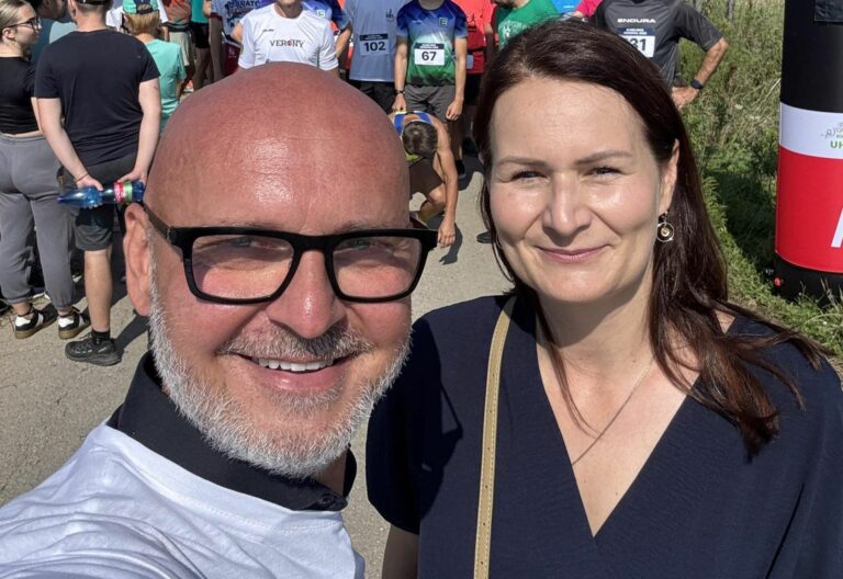 Branislav Gröhling a Martina Bajo Holečková na behu Zlodejská sedmička