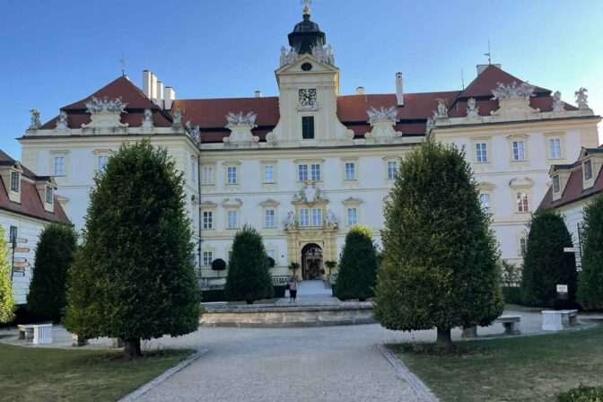 Južná Morava, Valtice