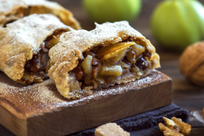 Apple strudel