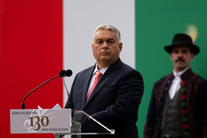 Fico, Orbán