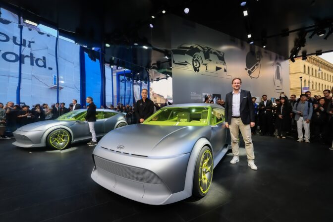 Hyundai_ioniq_three_concept_06.jpg