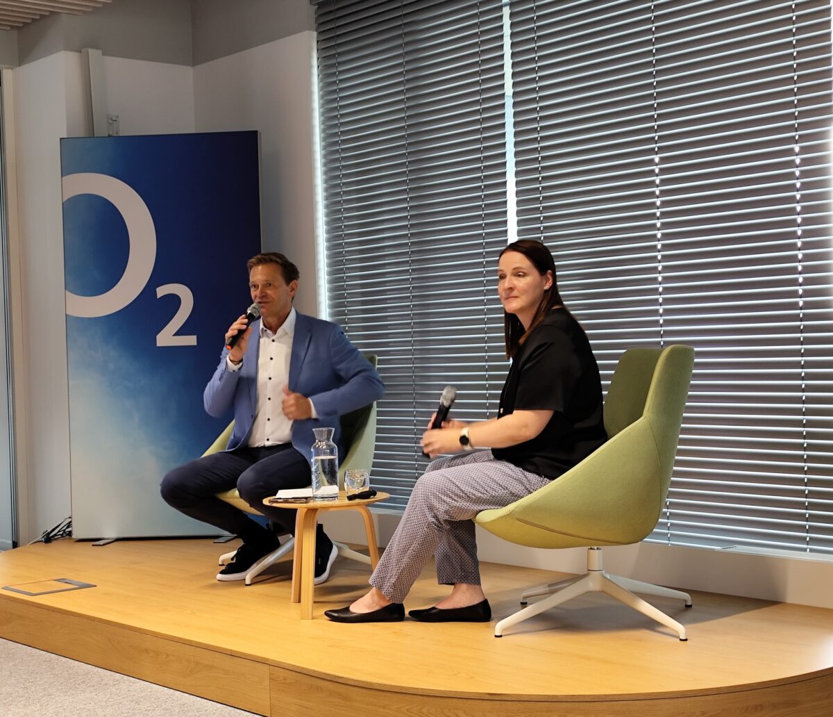 O2 spúšťa kampaň Otázka za milión: Ako odhaliť podvody, pri ktorých hrá hlavnú úlohu umelá inteligencia