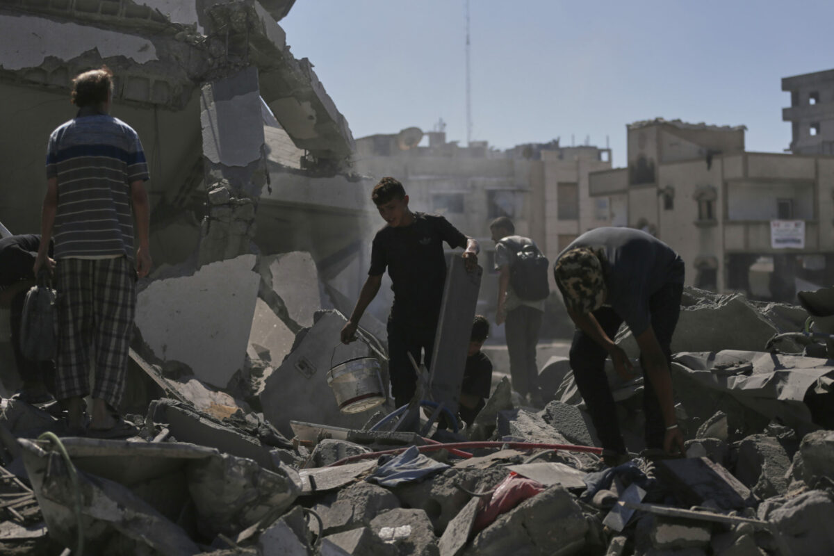 Z mesta Gaza sa evakuovalo viac ako štvrť milióna obyvateľov