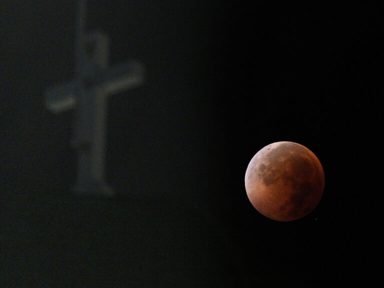 spln zatmenie Mesiac krvavý