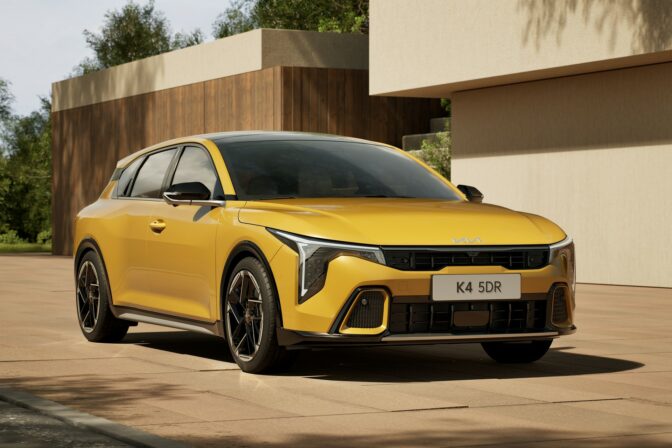 Kia k4