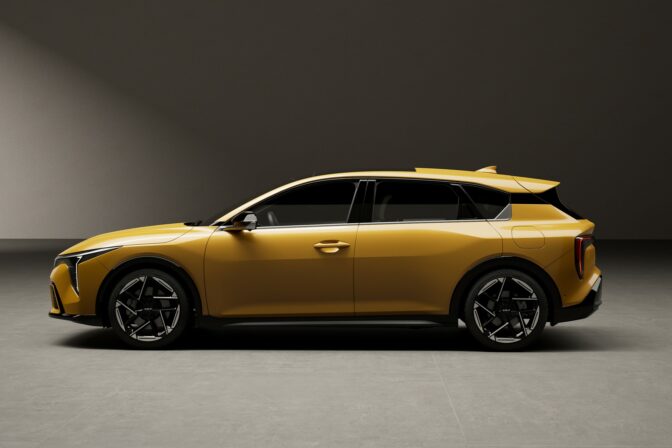 Kia k4