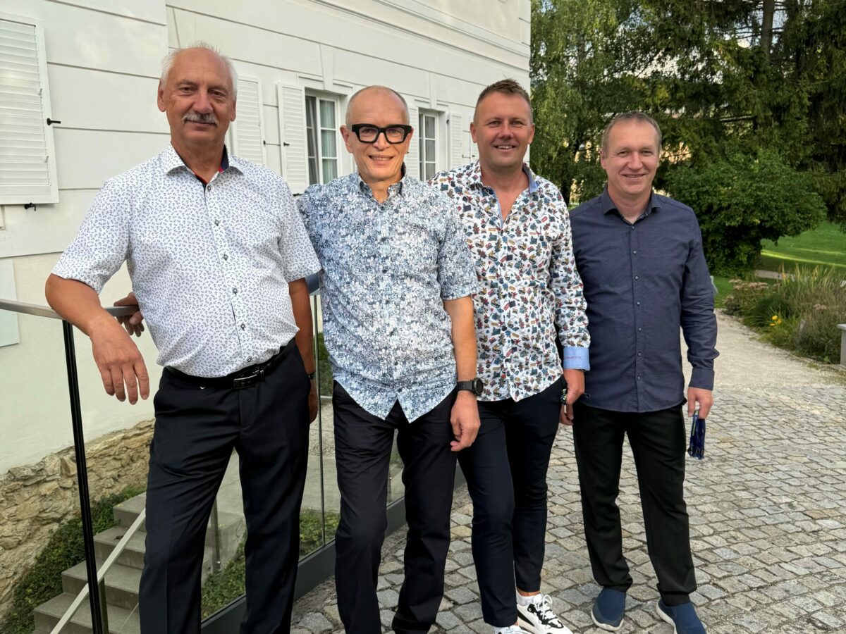 KROS oslavuje 30 rokov: od garáže po lídra slovenskej softvérovej scény
