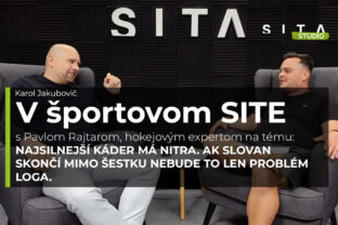 Pavol Rajtar, hokejovy expert v rozhovore s Karolom Jakubovičom v Štúdiu SITA počas natáčania video podcastu V športovom SITE.