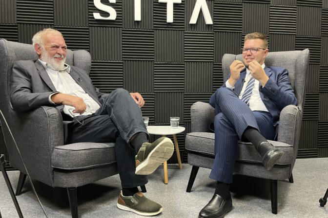 Poslanec Igor Šimko (Hlas SD) počas rozhovoru pre agentúru SITA.
