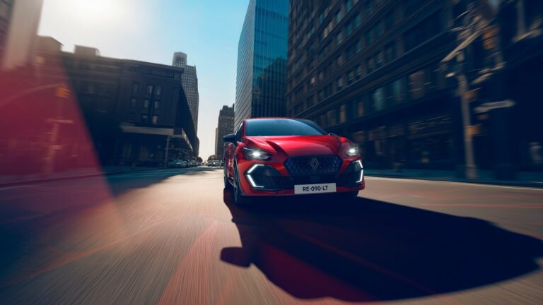 RENAULT CLIO VI FULL HYBRID E TECH (RB3B1 HEV)