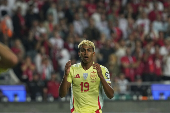 Turkey Spain WCup Soccer