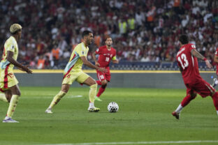Turkey Spain WCup Soccer