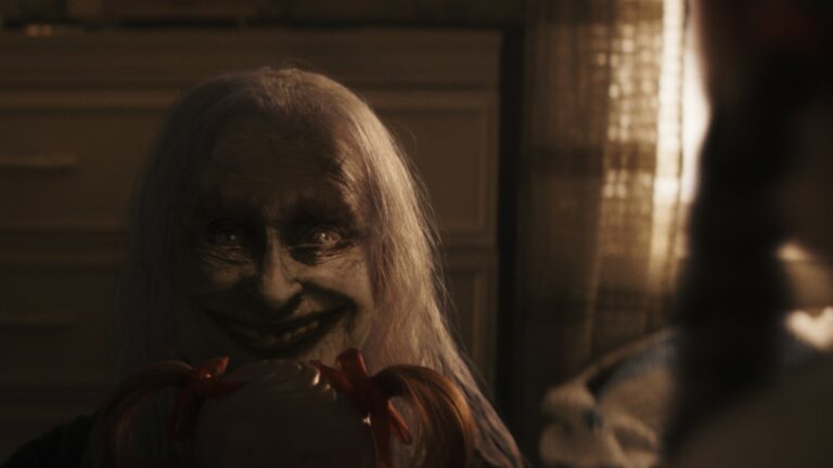 V zajati demonov 4_foto_1.jpg