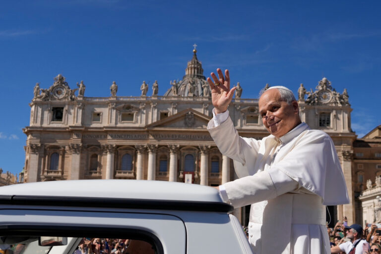 Pápež Lev XIV. Námestie svätého Petra